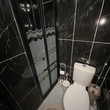 Apartamento Tarihi Mekanda Sirin Estambul