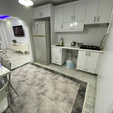 Tarihi Mekanda Sirin Apartamento *