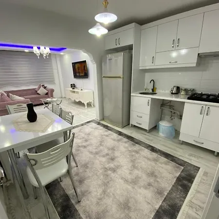 Tarihi Mekanda Sirin Apartamento *