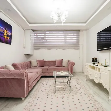 Apartamento Tarihi Mekanda Sirin Estambul